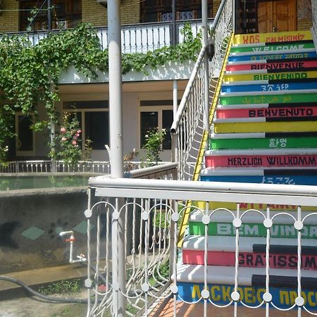 Canal Hostel Şǝki Extérieur photo