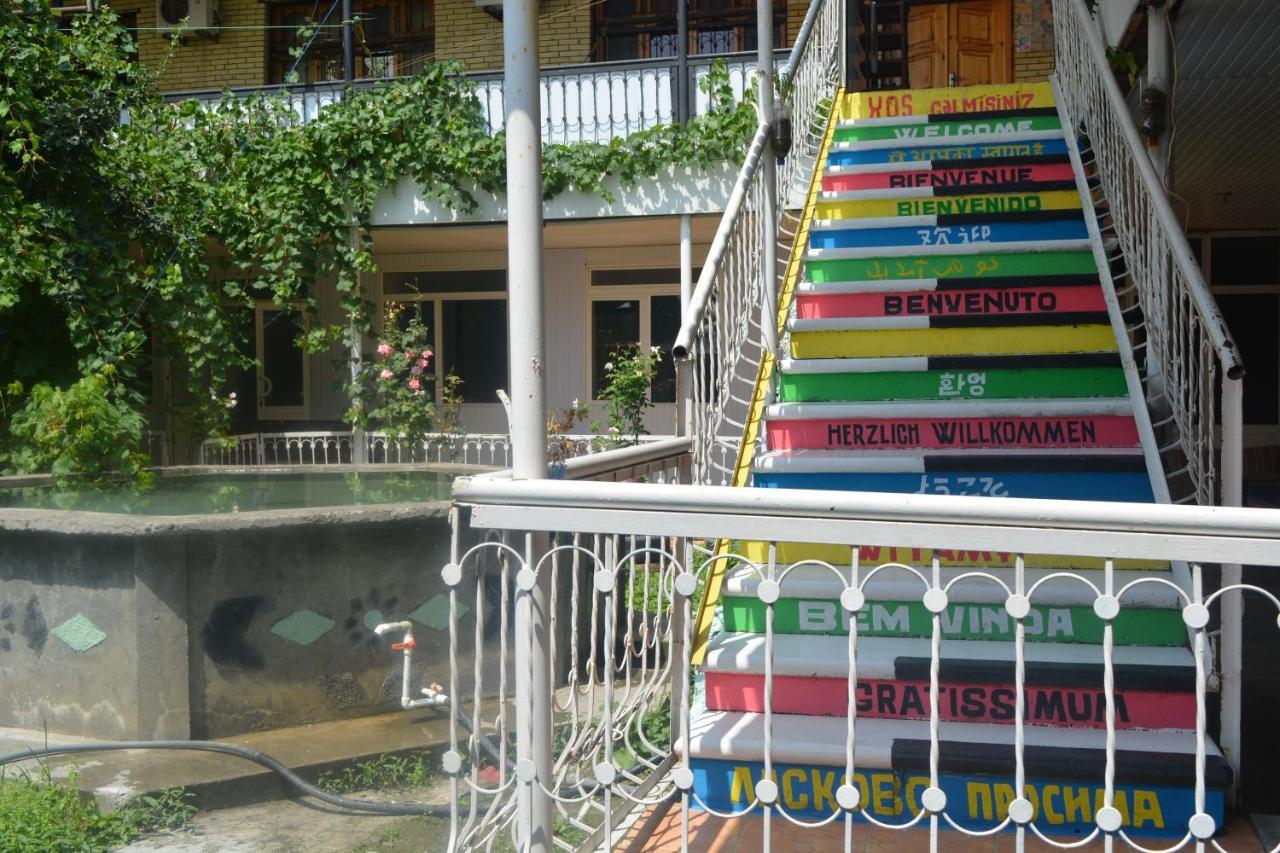Canal Hostel Şǝki Extérieur photo