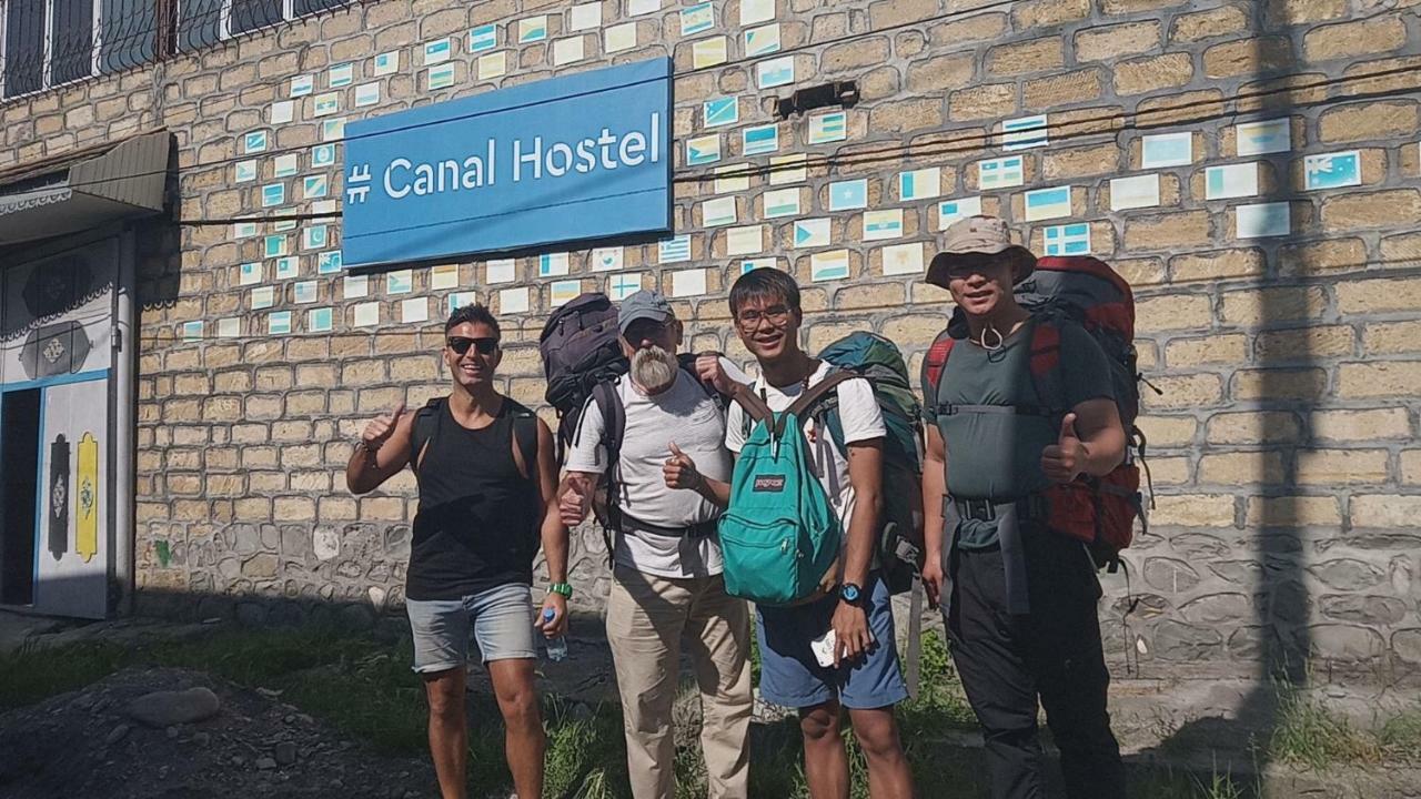 Canal Hostel Şǝki Extérieur photo